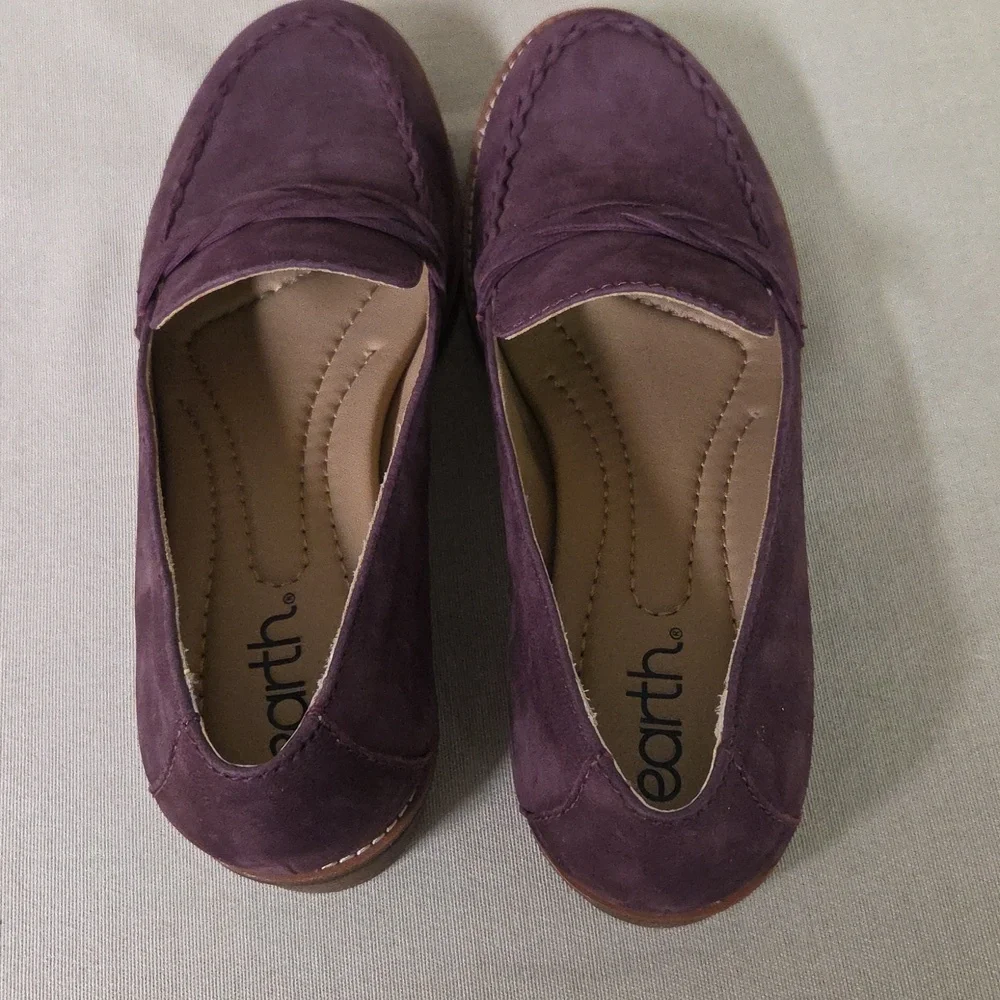 Earth Women's Burgundy Leather Loafers Size 7M